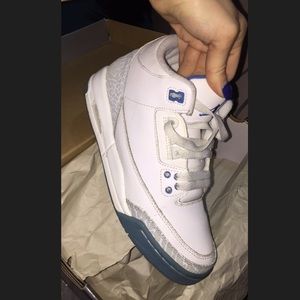 Jordan 3s baby blue